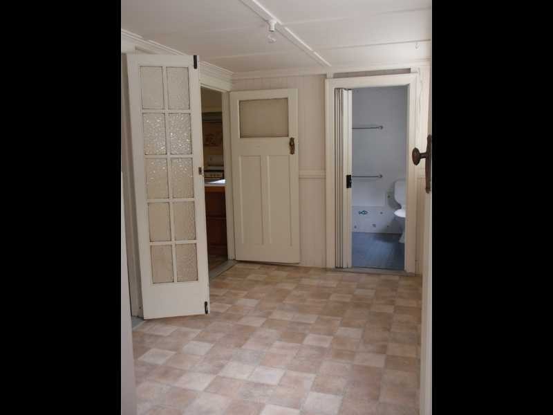 18 Pine Street, North Ipswich QLD 4305