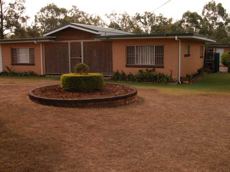 42 Alice Street, Blackstone QLD 4304