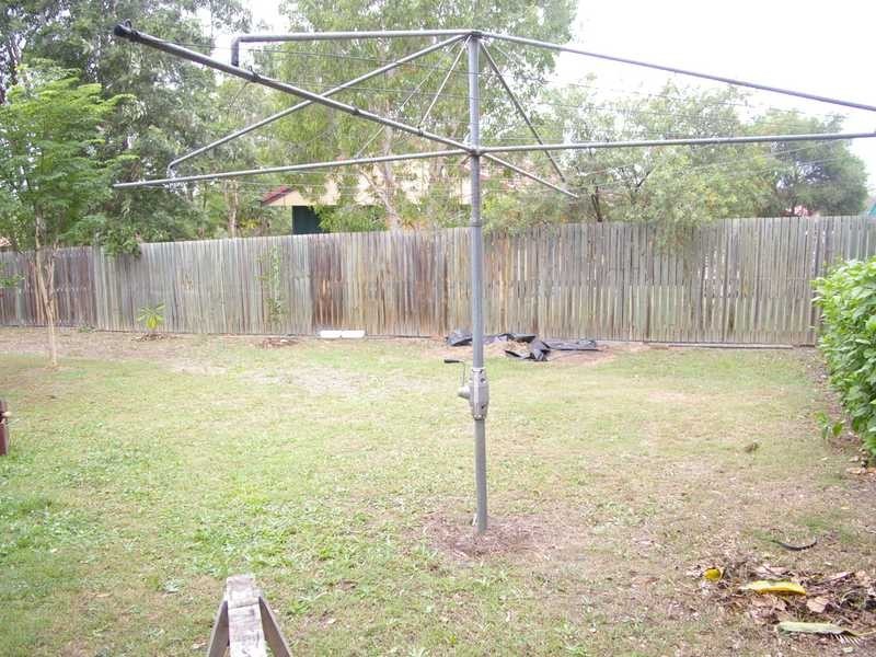 99 Diamond Street, Riverview QLD 4303