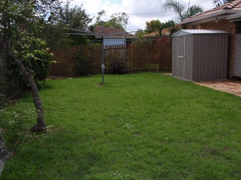 8 Underwood Street, Brassall QLD 4305