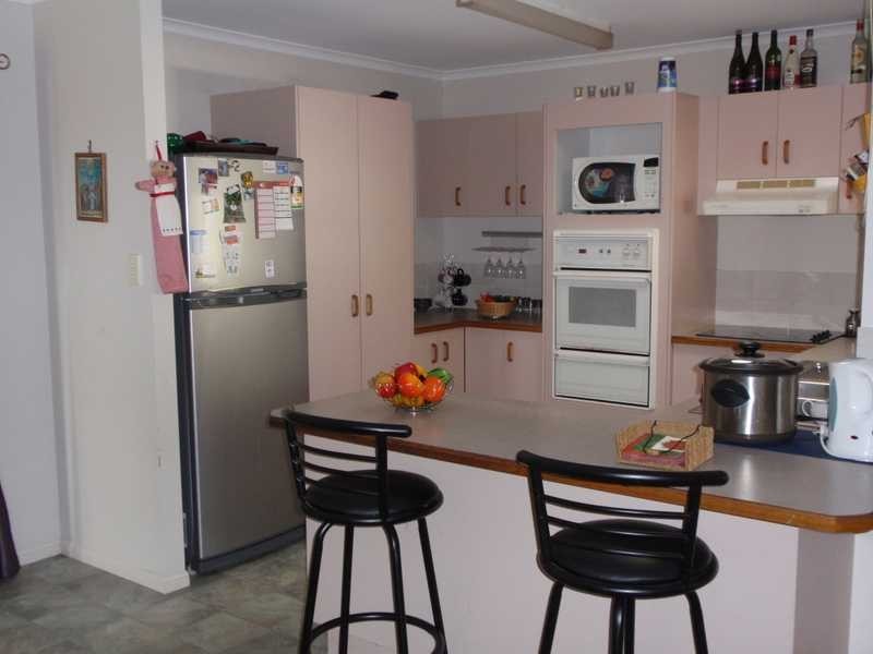 9 Ashvale Street, Flinders View QLD 4305