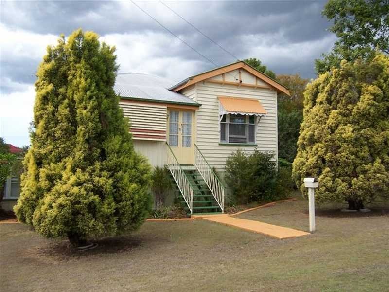 20 Joffre Street, Booval QLD 4304