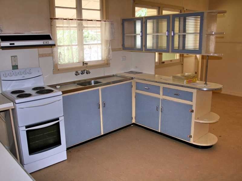 2 Lion Street, Ipswich QLD 4305