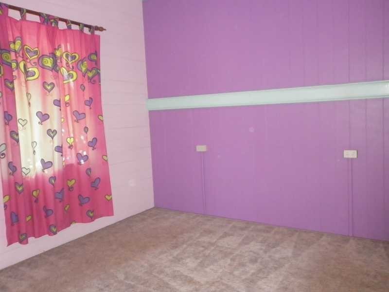 25 Moffatt Street, Ipswich QLD 4305