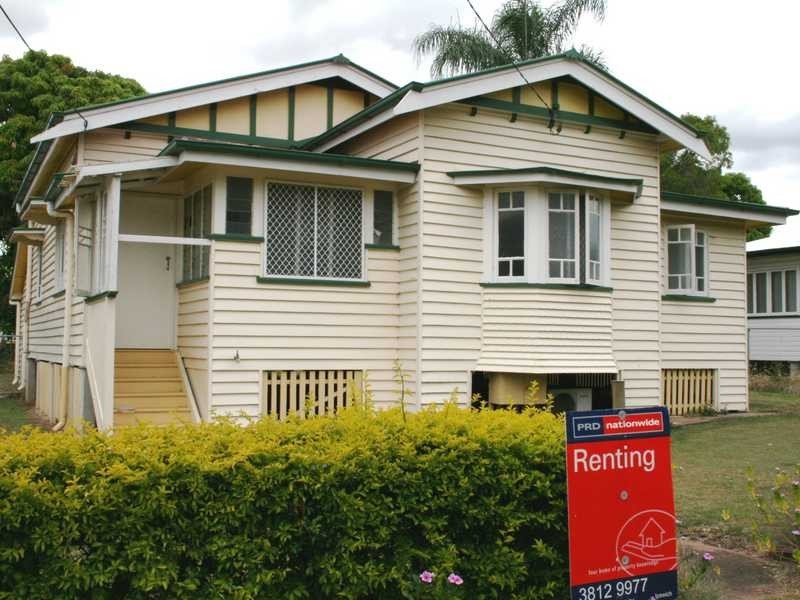 17 Prospect Street, Silkstone QLD 4304