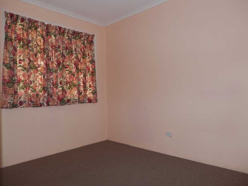 38 Phyllis Street, Eastern Heights QLD 4305