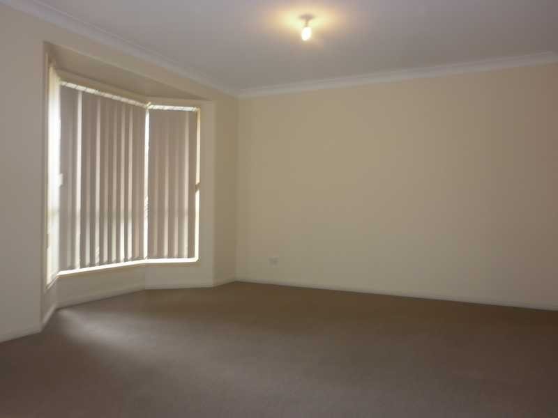 367 South Station Road, Raceview QLD 4305