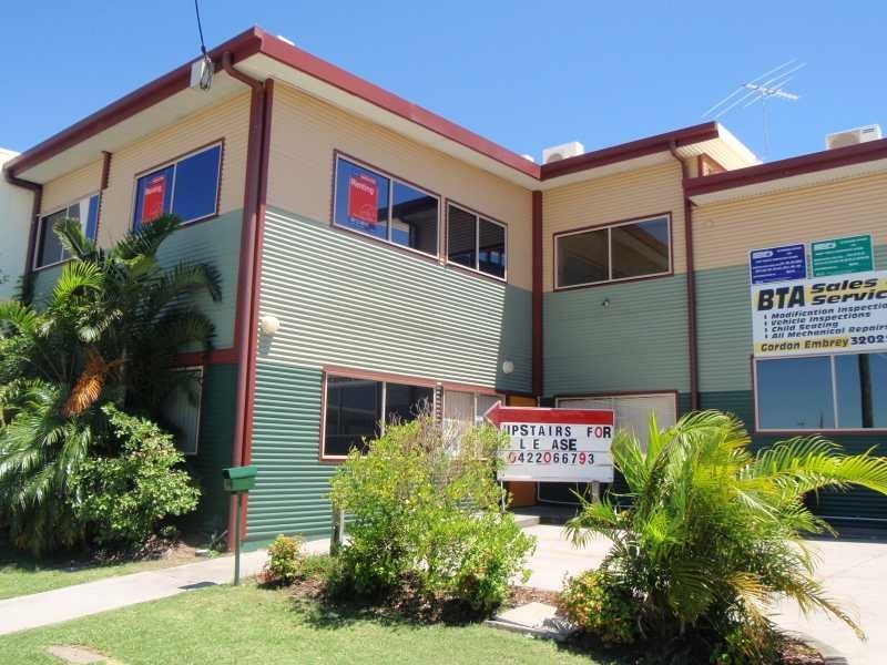 8 Lowry Street, North Ipswich QLD 4305