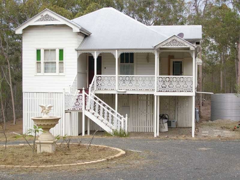 300 Blackwall Street, Chuwar QLD 4306