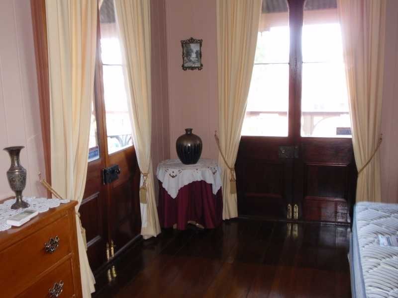22 Roderick Street, Ipswich QLD 4305
