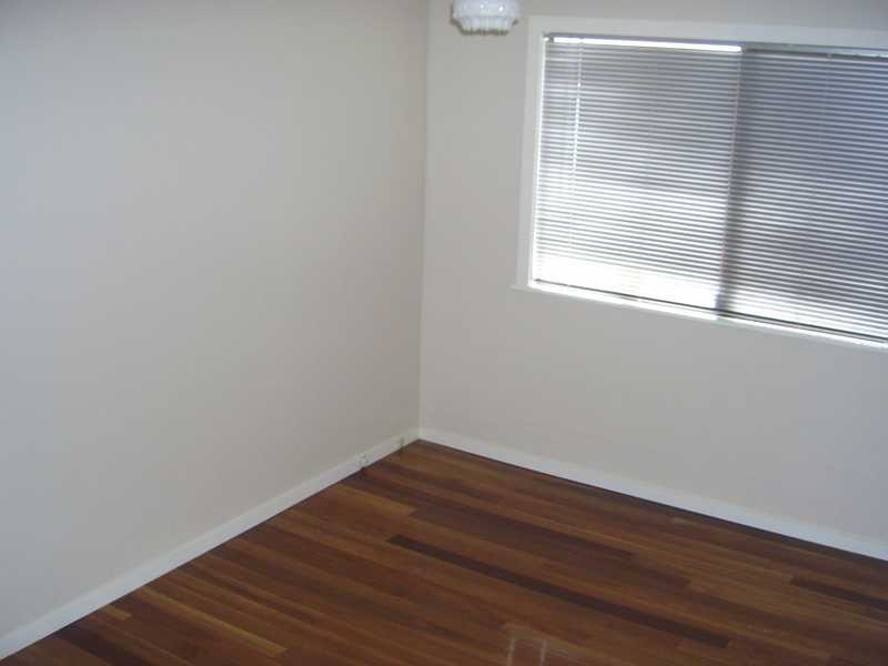 23 Edwards Street, Eastern Heights QLD 4305