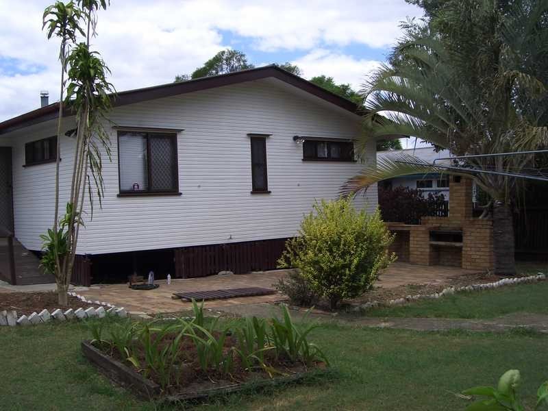 23 Edwards Street, Eastern Heights QLD 4305
