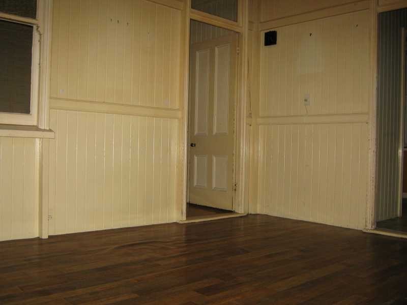 12 Carr Street, Ipswich QLD 4305