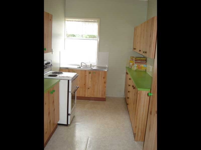 9 Emu Street, Churchill QLD 4305