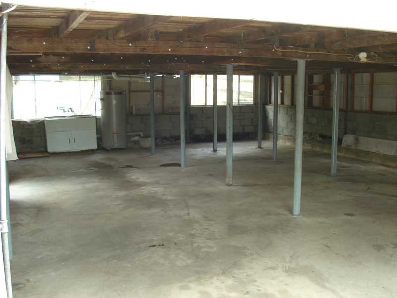 9 Emu Street, Churchill QLD 4305