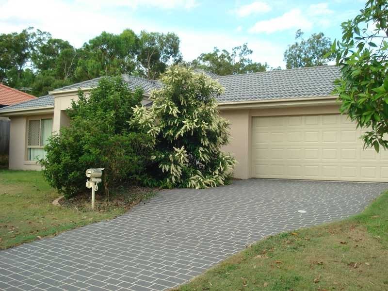 4 Piper Place, Springfield Lakes QLD 4300