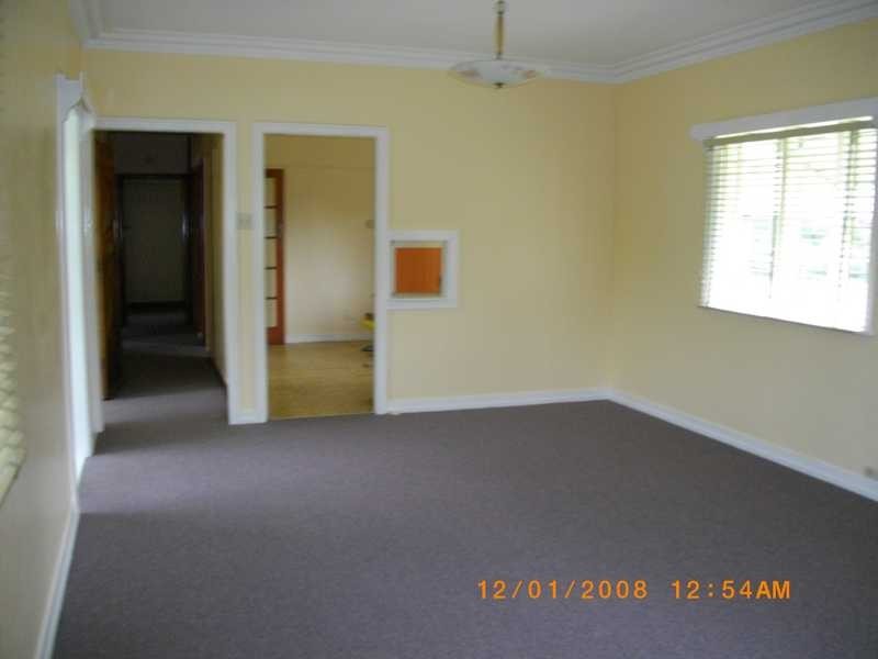 1 Cordelia Street, East Ipswich QLD 4305