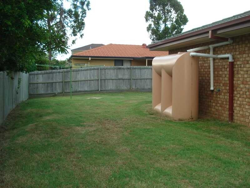 11 Ravenswood Lane, Springfield QLD 4300