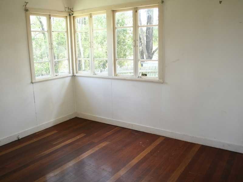 23 Bognuda Street, Bundamba QLD 4304
