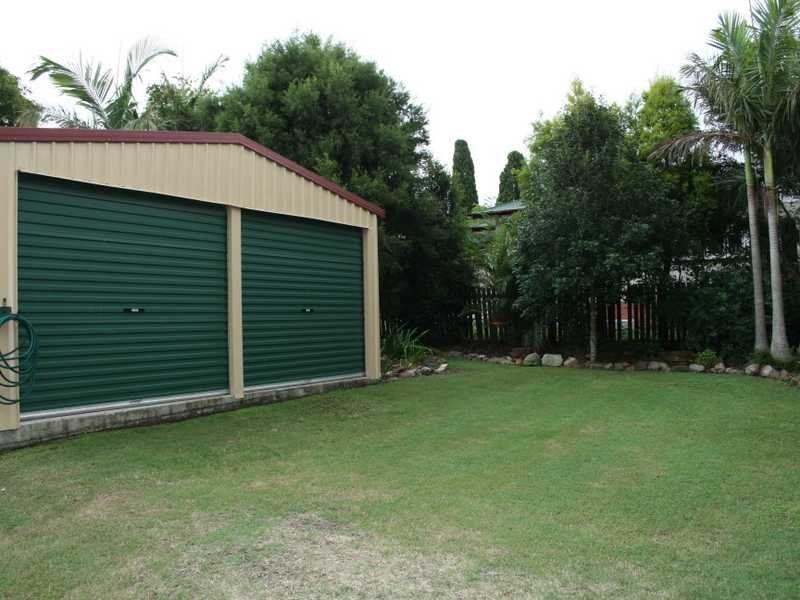 86 Blackstone Road, Silkstone QLD 4304