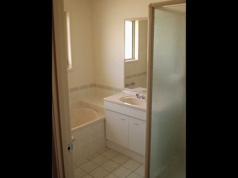 6 Conan Close, Wulkuraka QLD 4305