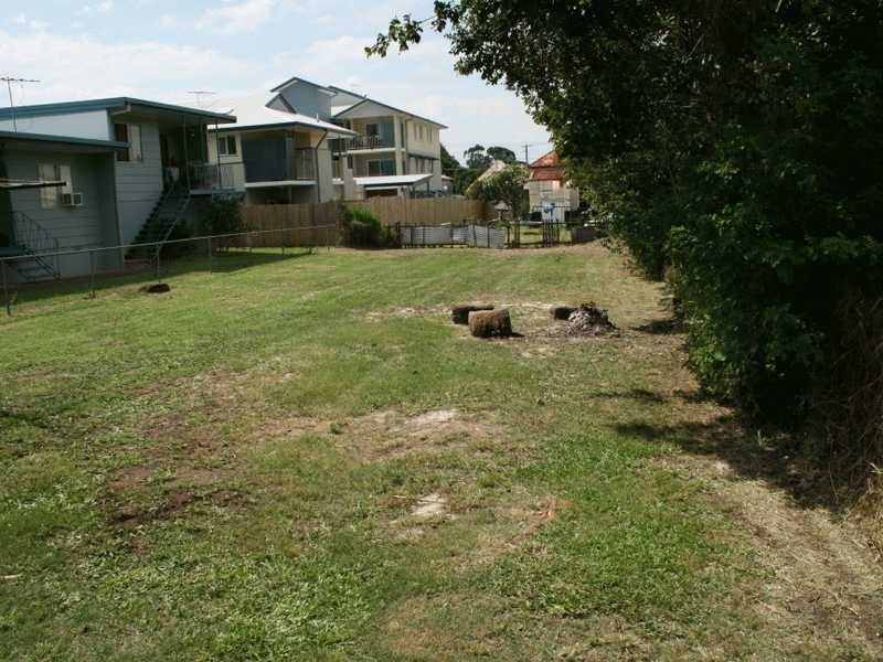 25 The Terrace, North Ipswich QLD 4305