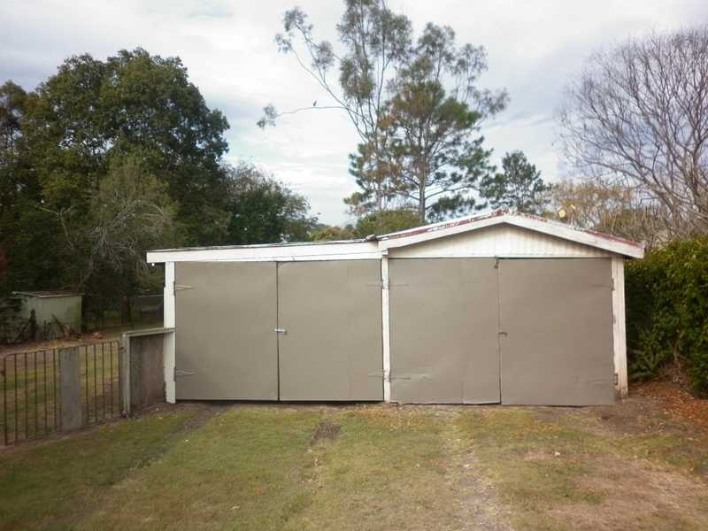 37 North Station Road, North Booval QLD 4304