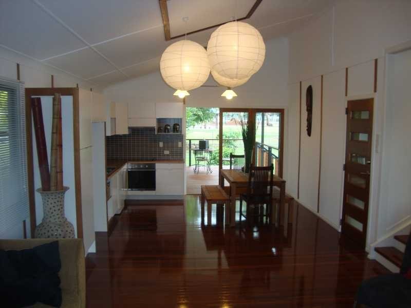 4 Cross Street, Raceview QLD 4305