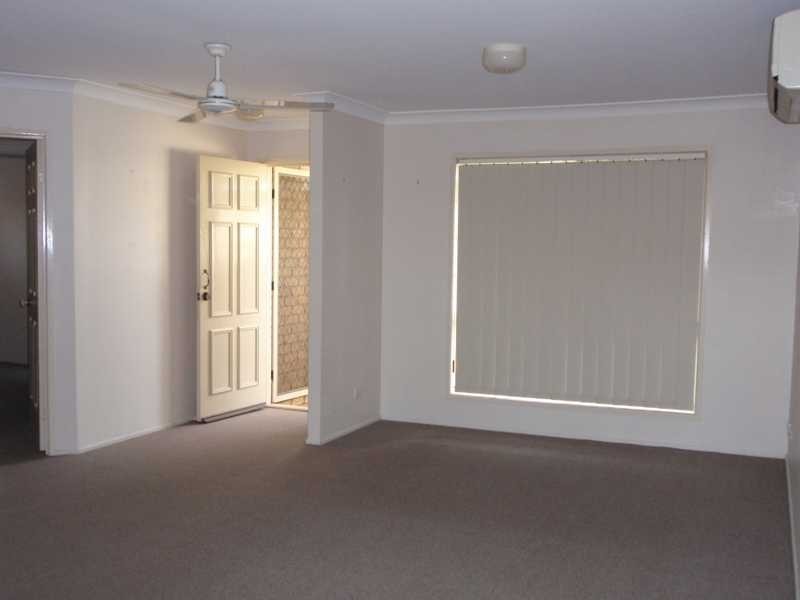 2/15 Pioneer Drive, Raceview QLD 4305