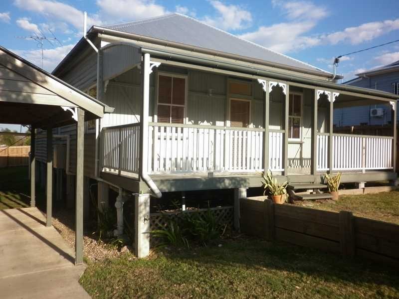 26 Whitehill Road, Newtown QLD 4305