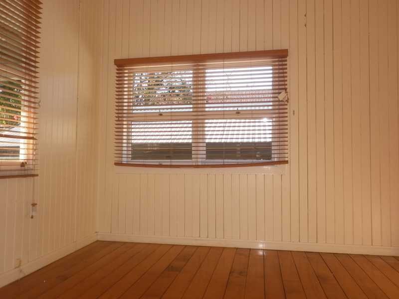 26 Whitehill Road, Newtown QLD 4305