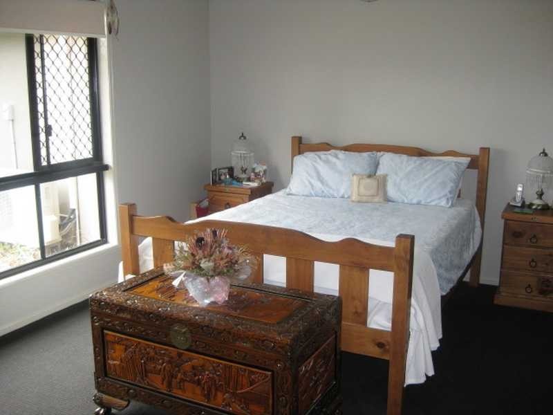 25 Pat Slattery Place, Lowood QLD 4311