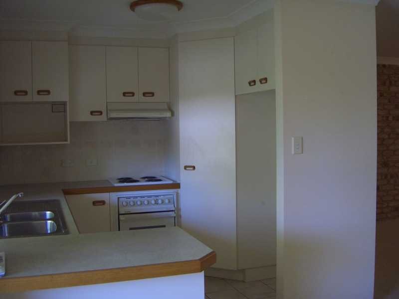 2/62 High Street, Brassall QLD 4305