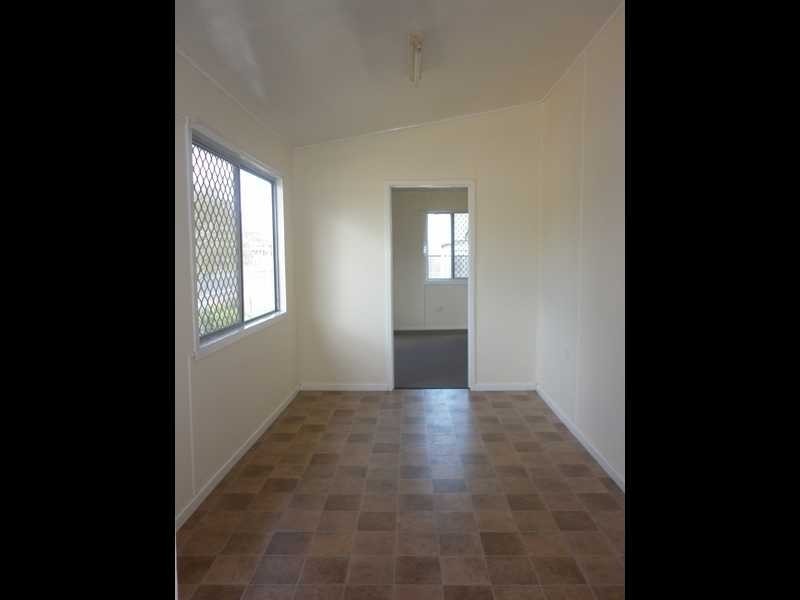 30 Pelican Street, North Ipswich QLD 4305