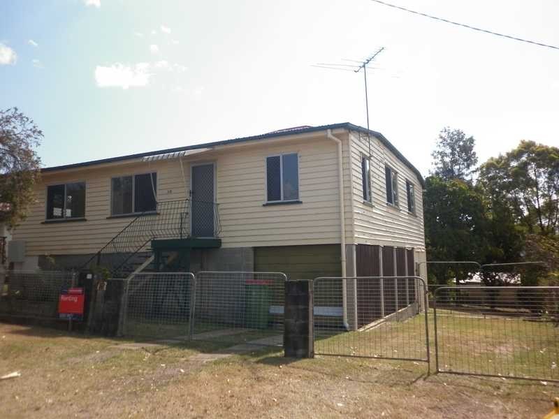 30 Pelican Street, North Ipswich QLD 4305