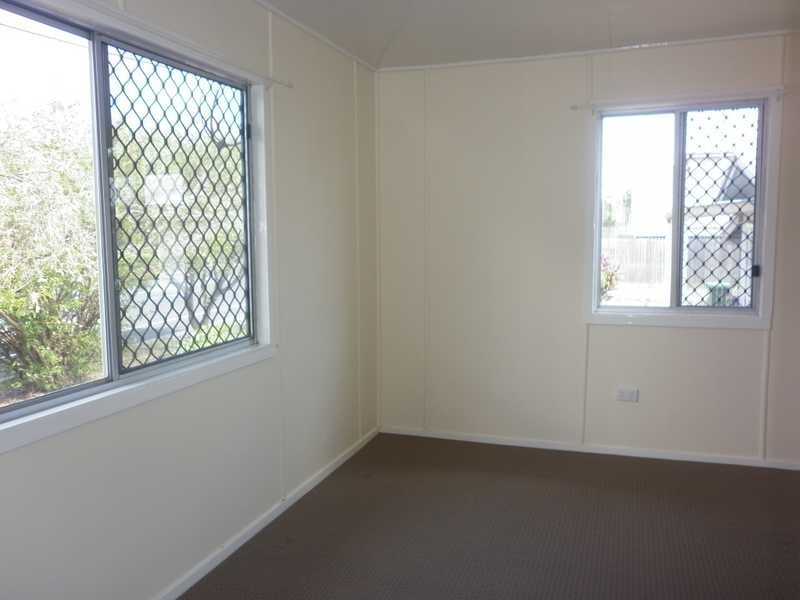 30 Pelican Street, North Ipswich QLD 4305