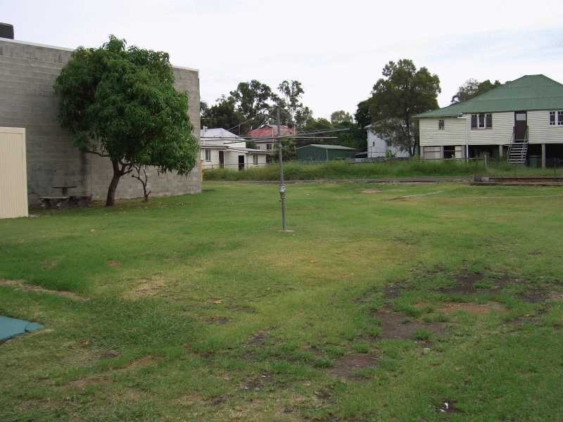 4 Lowry Street, North Ipswich QLD 4305