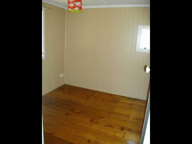 3 Frost Street, North Ipswich QLD 4305