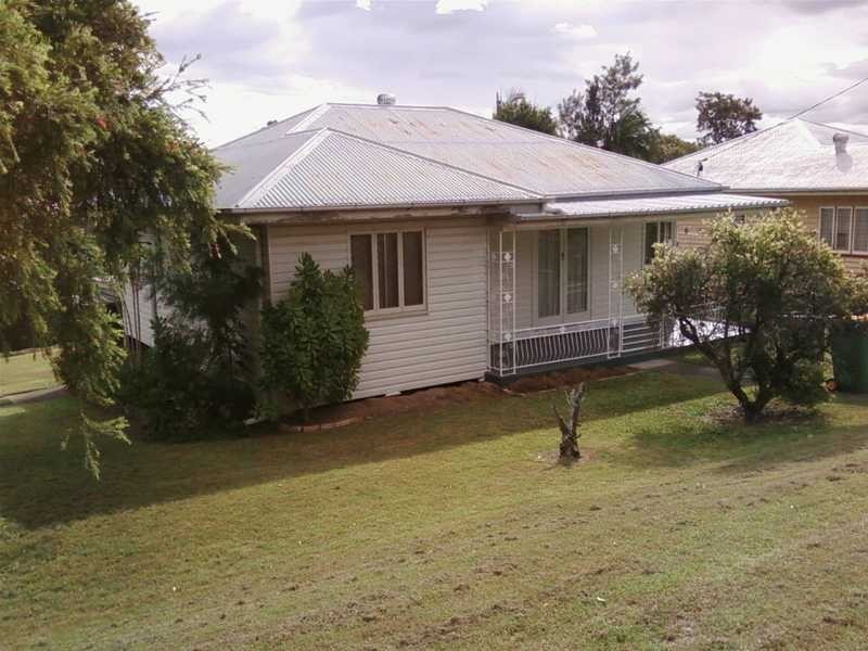 15 McMahon Street, Bundamba QLD 4304