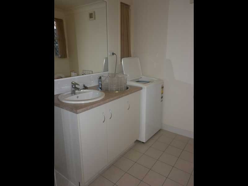 5/2 Macquarie Street, Booval QLD 4304