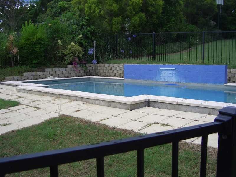 8 Taylor Street, Bundamba QLD 4304