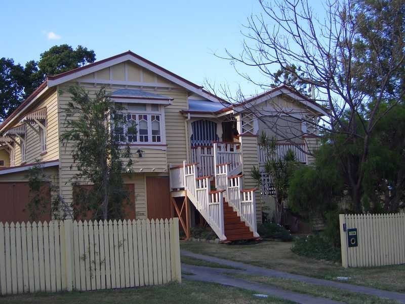 1 Thurso Street, North Booval QLD 4304