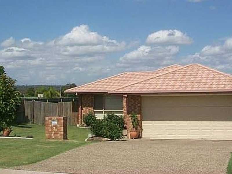 7 Hillcrest Place, Flinders View QLD 4305