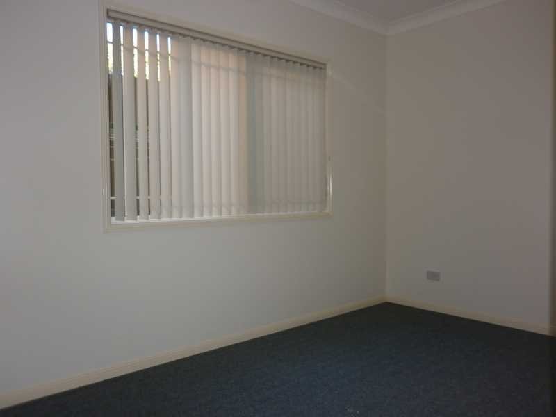 6/2 Macquarie Street, Booval QLD 4304