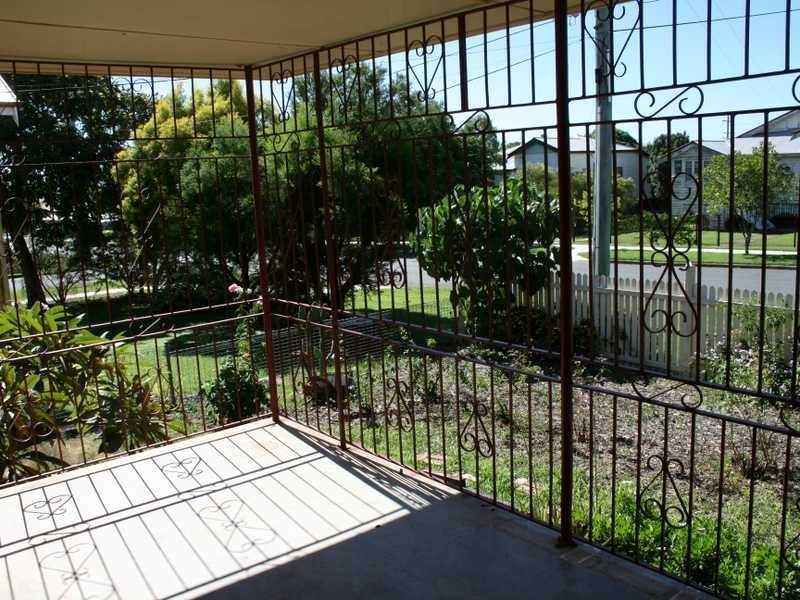 29 Macquarie Street, Booval QLD 4304