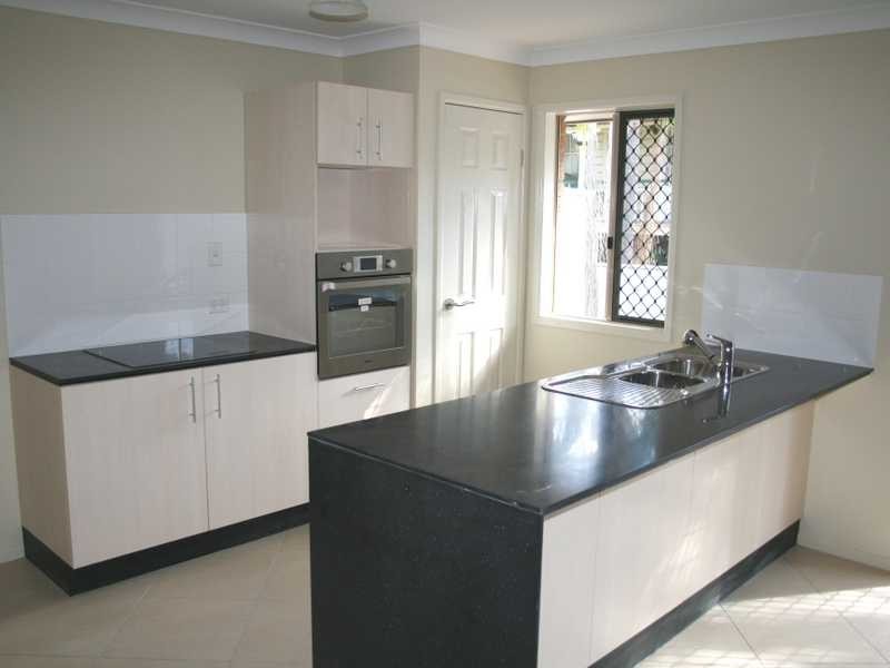 2a Orchard Street, Eastern Heights QLD 4305