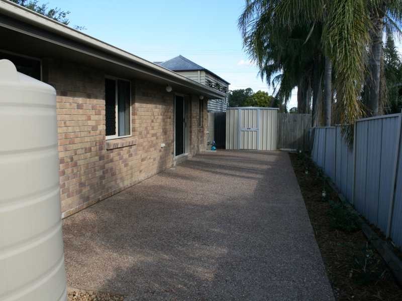 2a Orchard Street, Eastern Heights QLD 4305