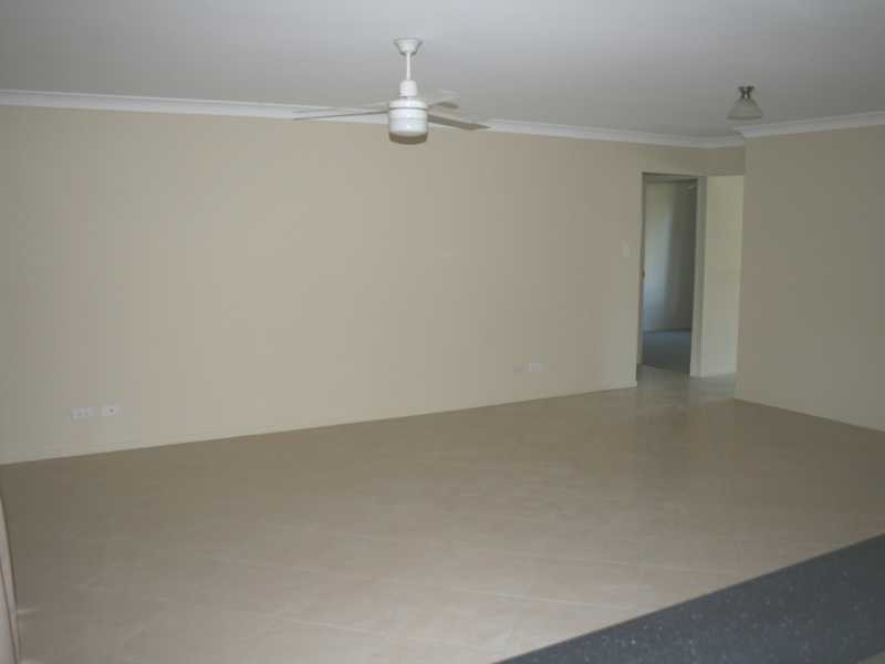 2a Orchard Street, Eastern Heights QLD 4305