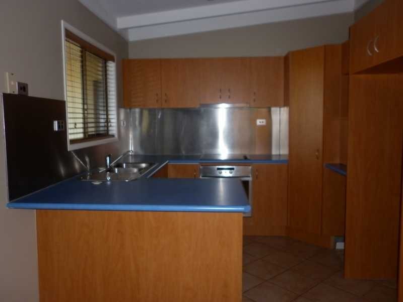 2 O’Hanlon Street, Woodend QLD 4305