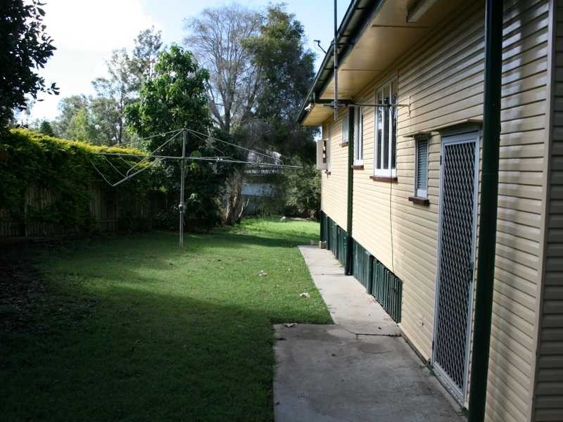 64a Simmons Road, North Ipswich QLD 4305